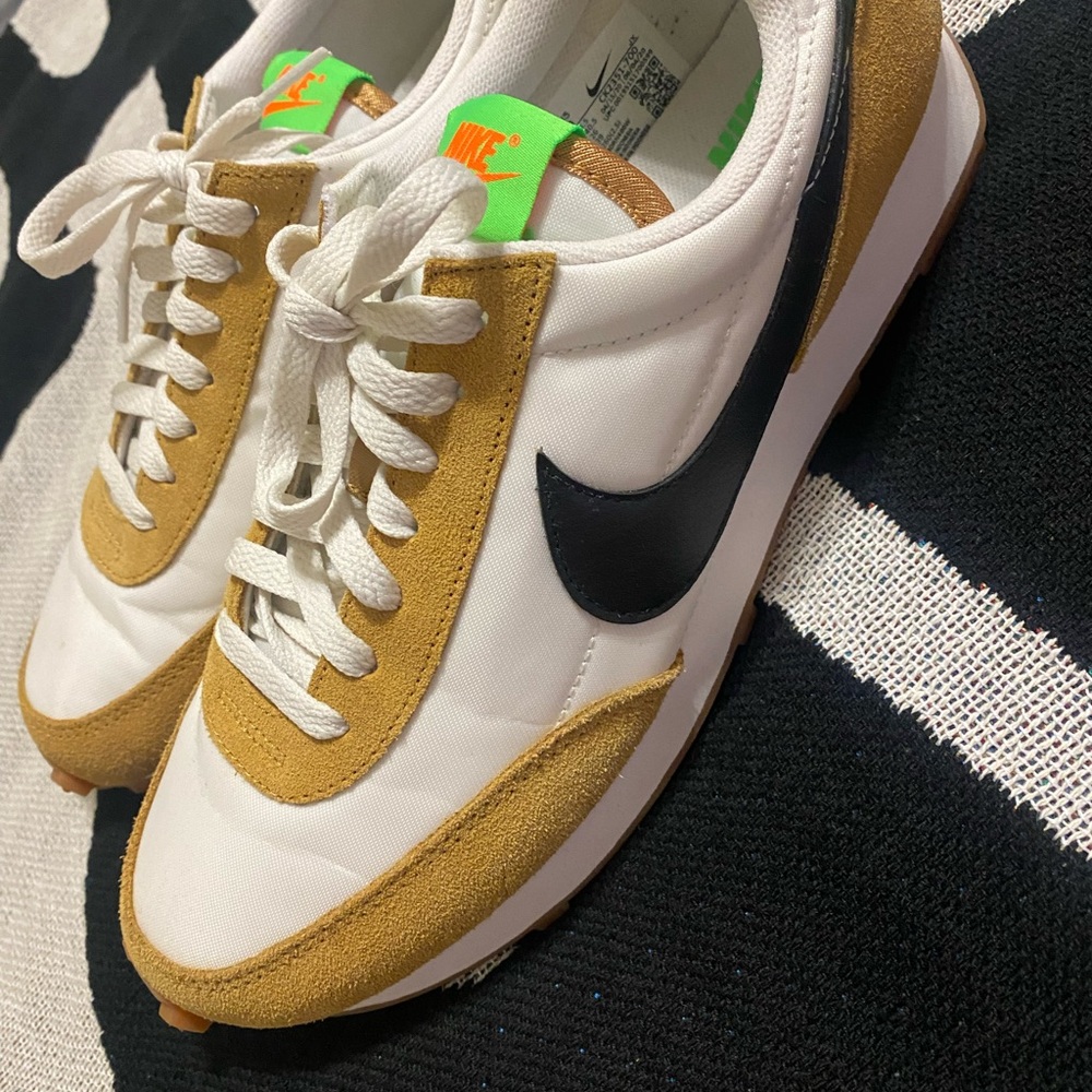 Women’s Nike